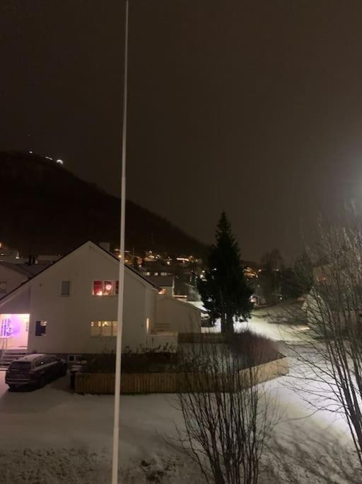 Fin Leilighet I Tromsdalen. Daire Tromsø Dış mekan fotoğraf